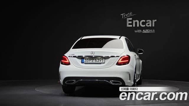 Mercedes-Benz C-Class 2021 — ფოტო 4/20