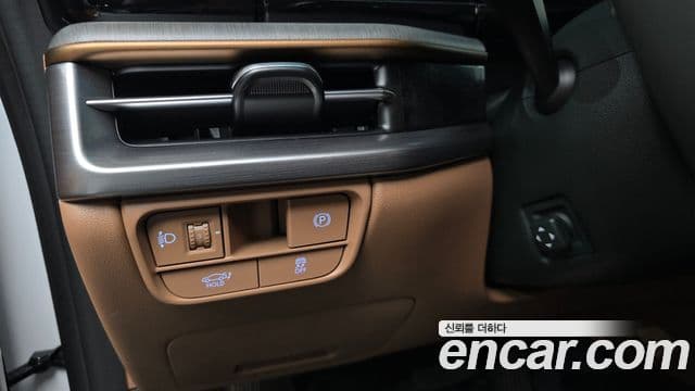Hyundai Grandeur 2023 — ფოტო 18/20