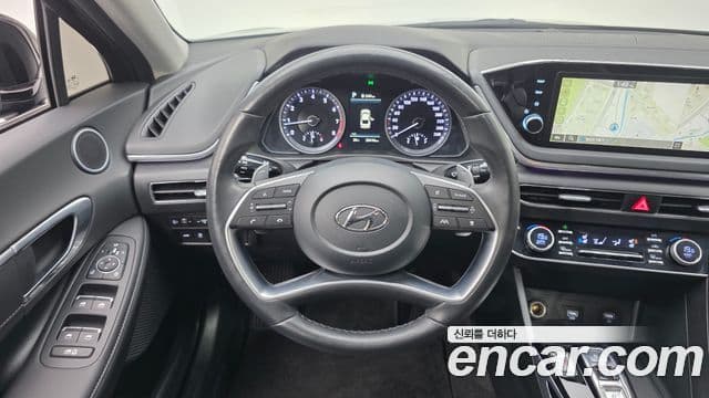 Hyundai Sonata 2022 — ფოტო 13/20