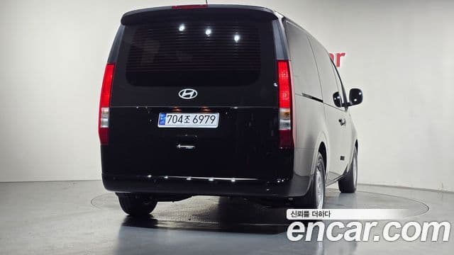 Hyundai Staria 2025 — Şəkil 4/20