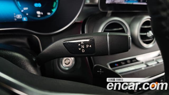 Mercedes-Benz GLC-Class 2021 — фото 9 из 20