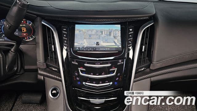 Cadillac Escalade 2019 — Şəkil 19/20