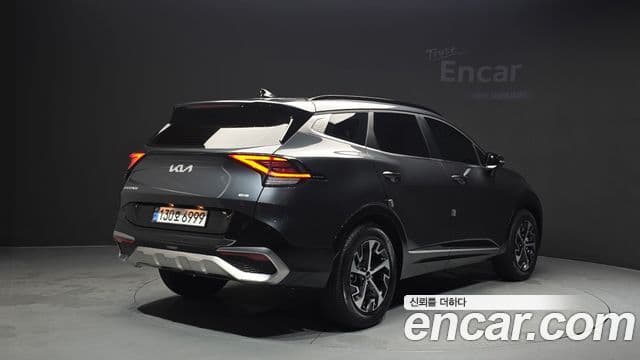 Kia Sportage 2023 — Şəkil 2/20