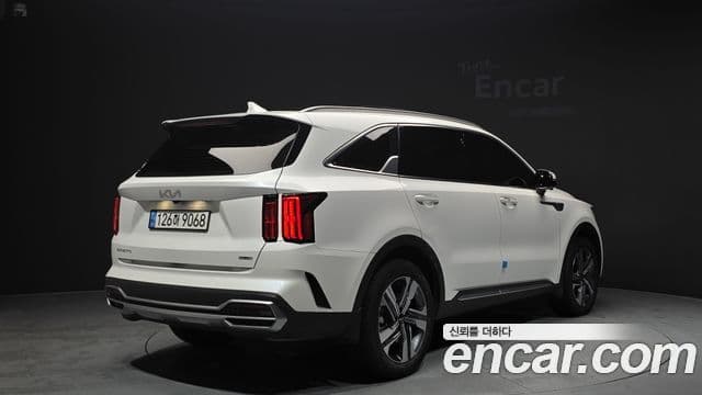 Kia Sorento 2022 — ფოტო 2/20