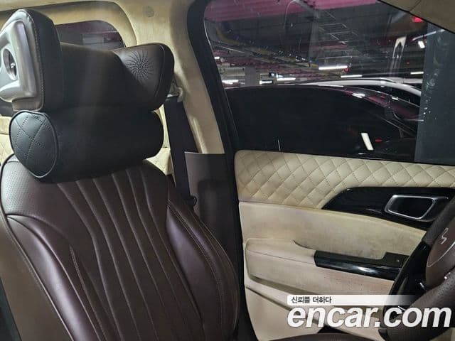 Kia Carnival 2022 — Şəkil 10/13