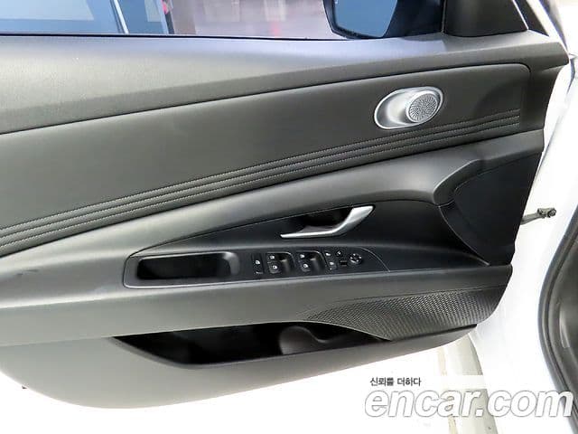 Hyundai Avante 2021 — ფოტო 13/20