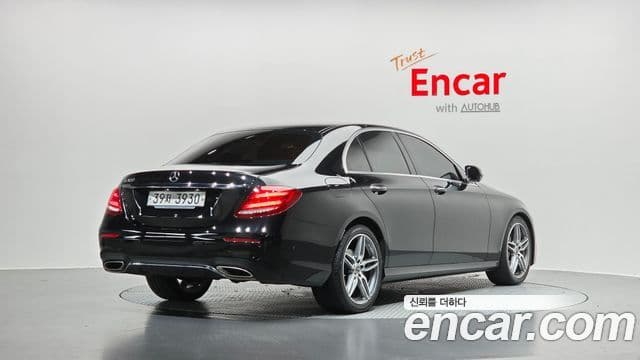 Mercedes-Benz E-Class 2019 — Şəkil 2/20