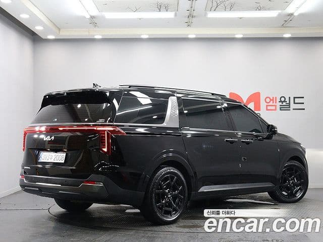 Kia Carnival 2024 — ფოტო 2/20