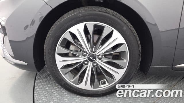 Kia K8 2024 — фото 5 из 20