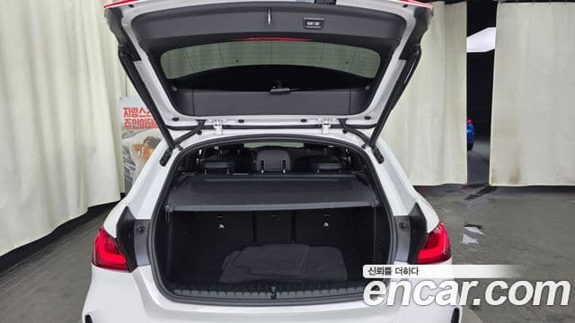 BMW 1 Series 2022 — фото 20 из 20