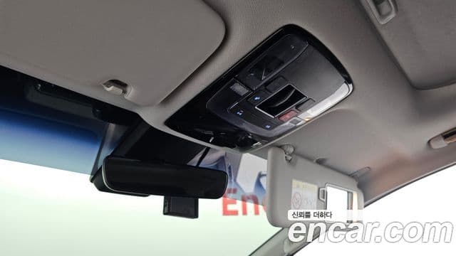 Hyundai Staria 2023 — фото 20 из 20