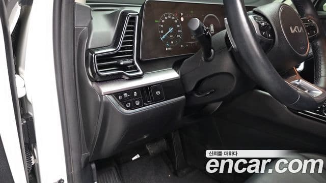 Kia Sportage 2022 — фото 13 из 20