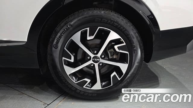 Kia Sportage 2022 — Şəkil 2/32