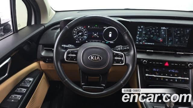 Kia Carnival 2021 — Фото 14/20