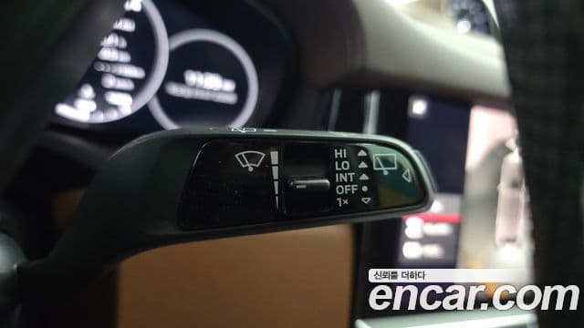 Porsche Cayenne 2021 — Şəkil 19/20