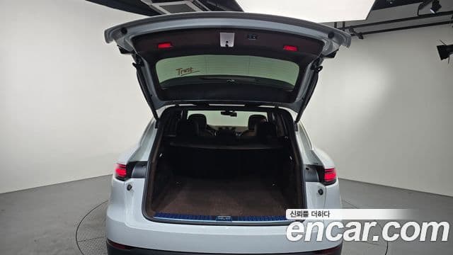 Porsche Cayenne 2021 — Şəkil 20/20