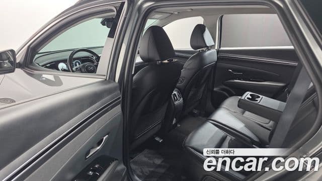 Hyundai The New Tucson 2023 — ფოტო 17/20
