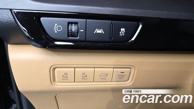 Kia Carnival 2021 — фото 20 из 20
