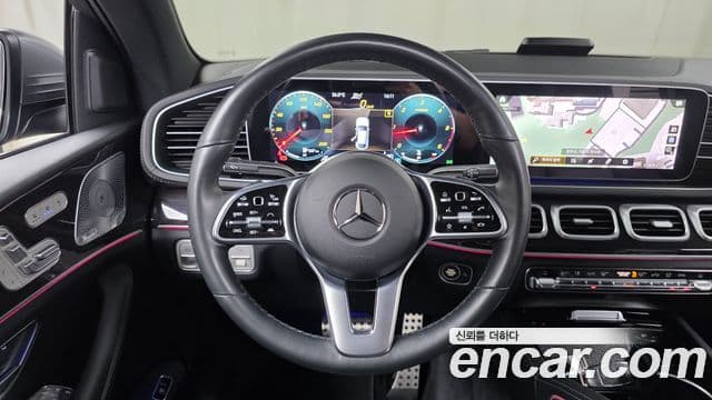 Mercedes-Benz GLE-Class 2023 — фото 15 из 20