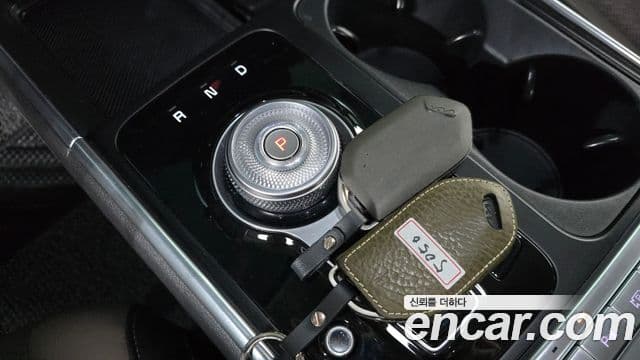 Kia Carnival 2024 — фото 9 из 20