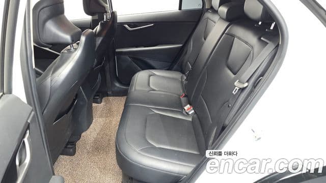 Kia Niro 2022 — Şəkil 11/20