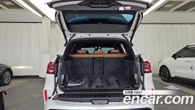 BMW X5M 2021 — Photo 27/36