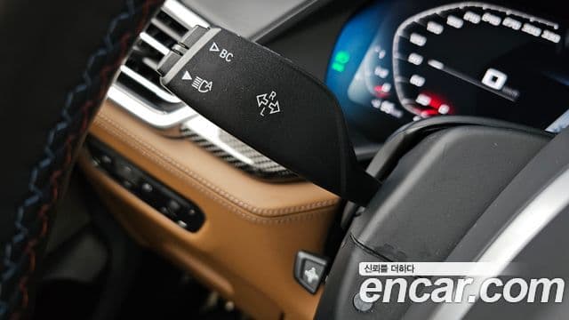 BMW X5M 2021 — Photo 35/36
