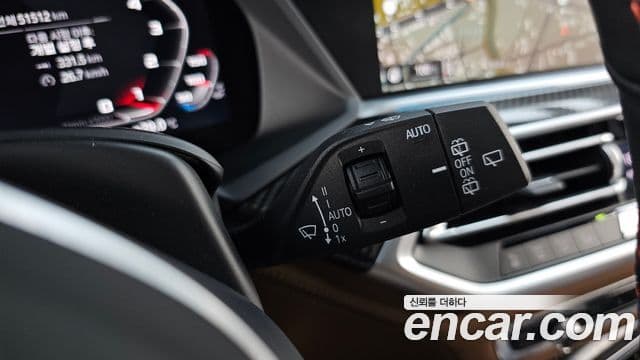 BMW X5M 2021 — Photo 18/36