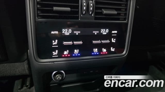 Porsche Cayenne 2024 — Photo 19/20