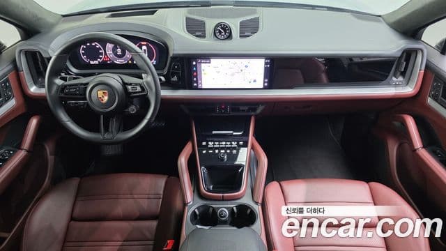 Porsche Cayenne 2024 — ფოტო 15/20