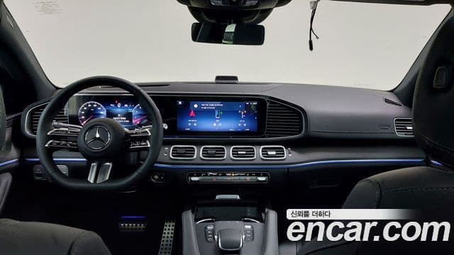Mercedes-Benz GLE-Class 2025 — Photo 12/18