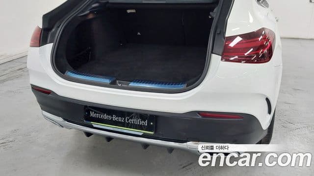 Mercedes-Benz GLE-Class 2025 — Photo 9/18