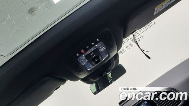 Mercedes-Benz GLE-Class 2025 — Photo 18/18