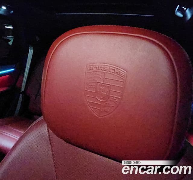 Porsche Cayenne 2023 — Photo 5/13