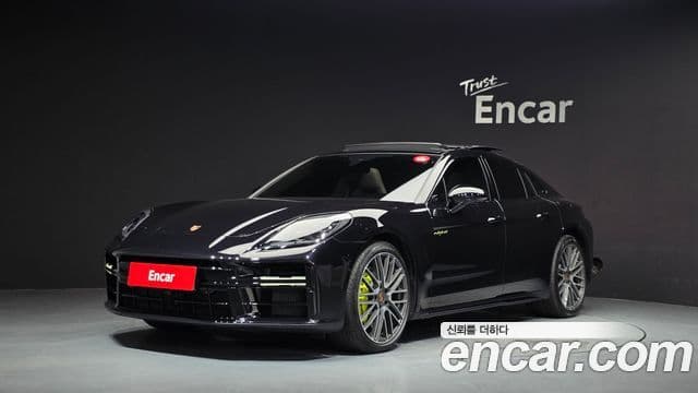 Porsche Panamera 2025 — Photo 33/40