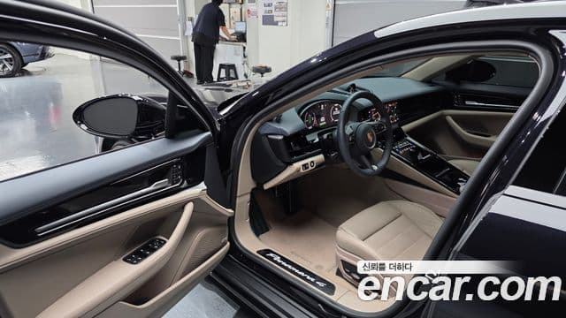 Porsche Panamera 2025 — Photo 11/40