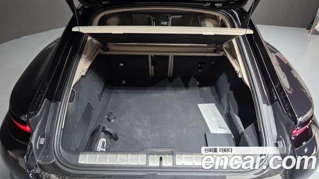 Porsche Panamera 2025 — Photo 31/40