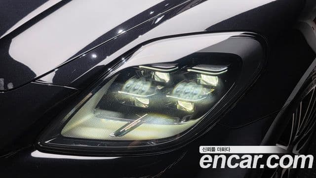 Porsche Panamera 2025 — Photo 19/40
