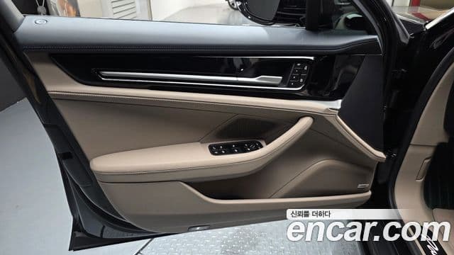 Porsche Panamera 2025 — Photo 17/40