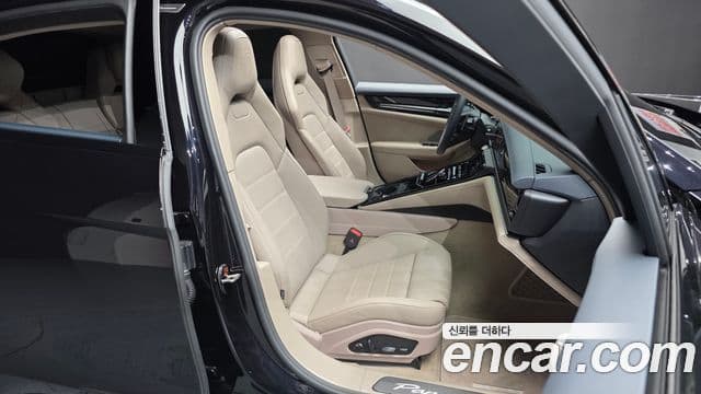 Porsche Panamera 2025 — Photo 16/40