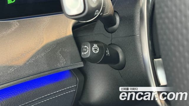 Mercedes-Benz AMG GT 2025 — Photo 6/20