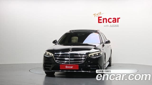 Mercedes-Benz S-Class 2021 — Photo 9/37