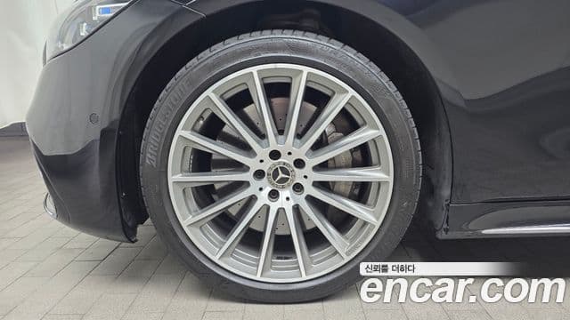 Mercedes-Benz S-Class 2021 — Photo 31/37