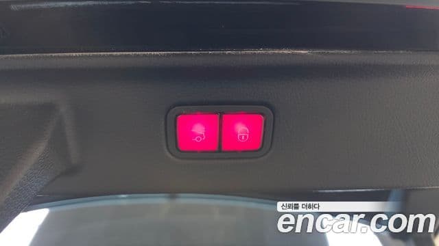 Mercedes-Benz S-Class 2021 — Photo 10/37