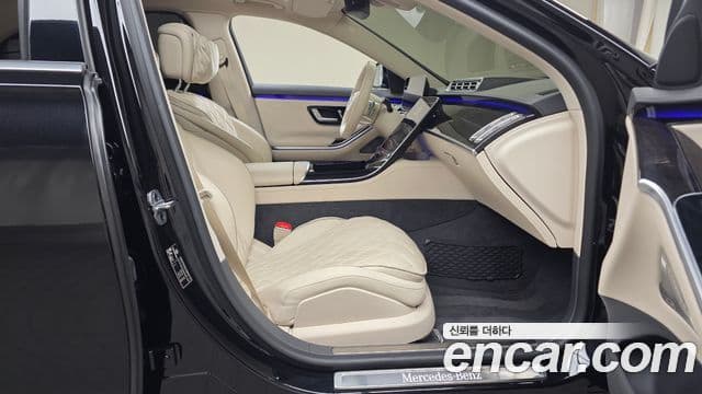 Mercedes-Benz S-Class 2021 — Photo 6/37