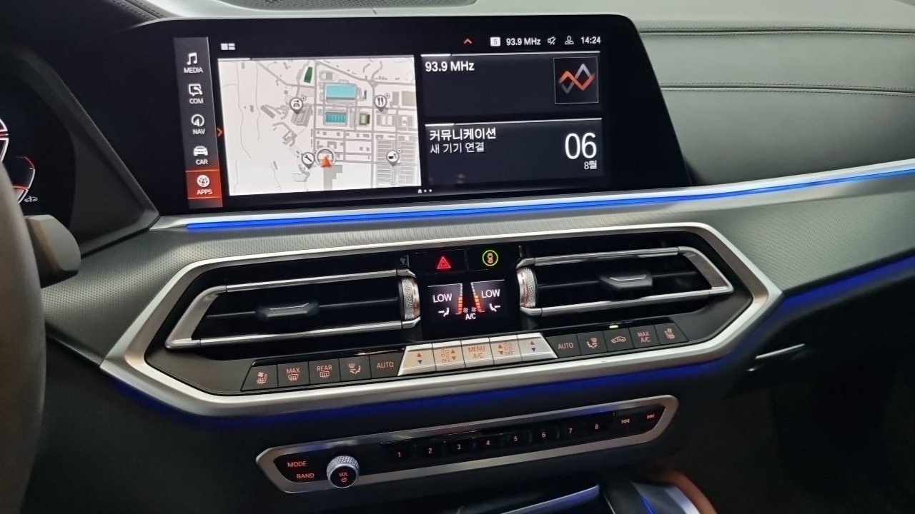 BMW X6 2022 — Photo 9/18