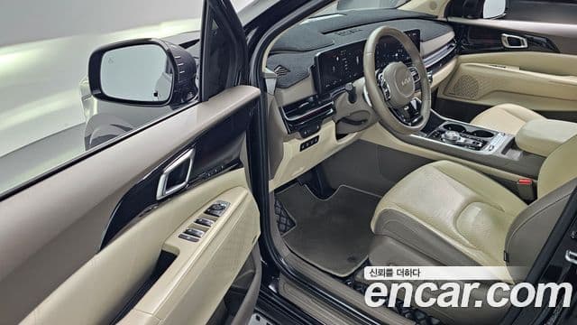 Kia Carnival 2024 — Фото 10/20