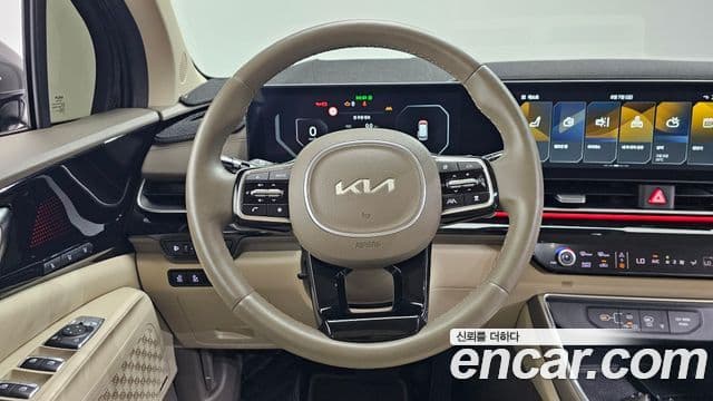 Kia Carnival 2024 — Фото 13/20
