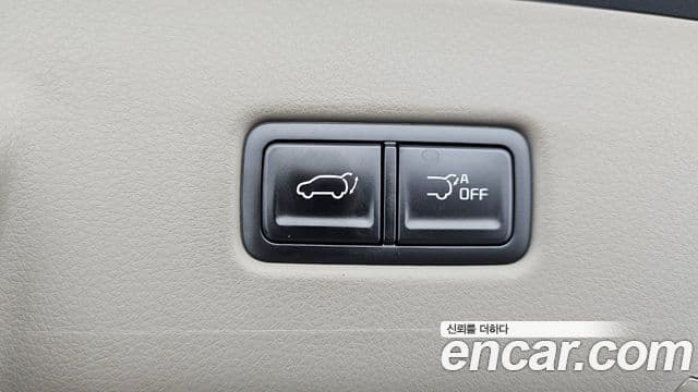 Kia Carnival 2024 — Фото 15/20