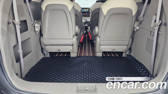 Kia Carnival 2024 — Фото 16/20